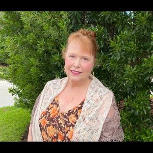 Meet your Posher, Anne